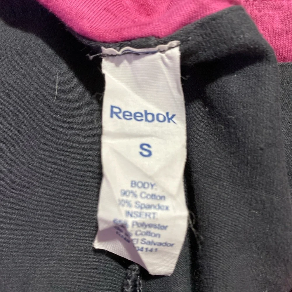 Reebok Athletic Set. Matching pants and top.